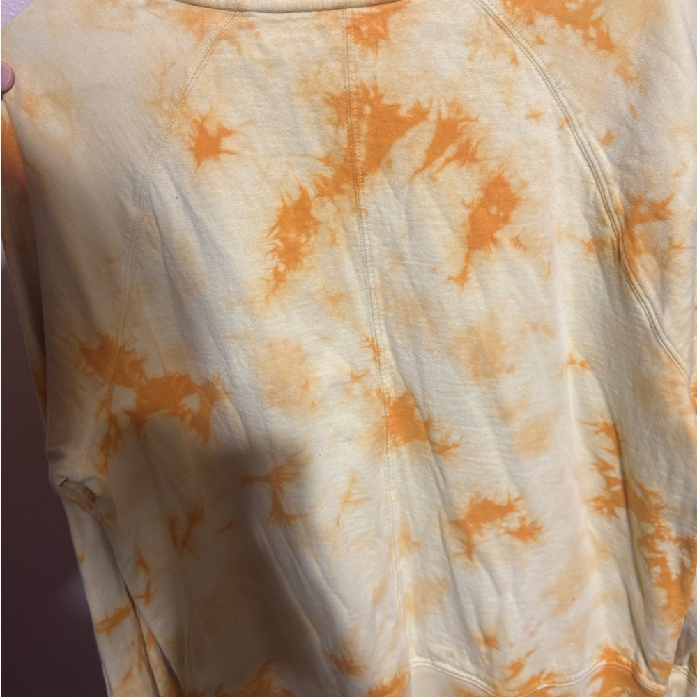 Athleta Golden‎ Tie-Dye Sweatshirt - Picture 4 of 4